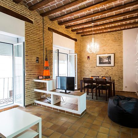 Total Valencia Charming Apartment Bagian luar foto