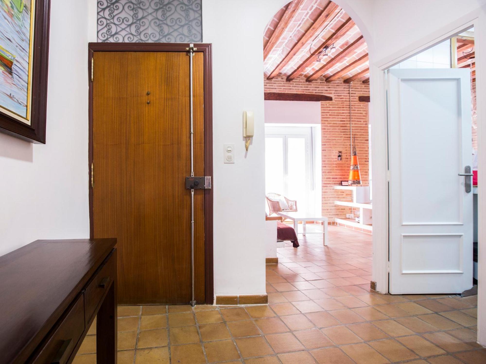 Total Valencia Charming Apartment Bagian luar foto