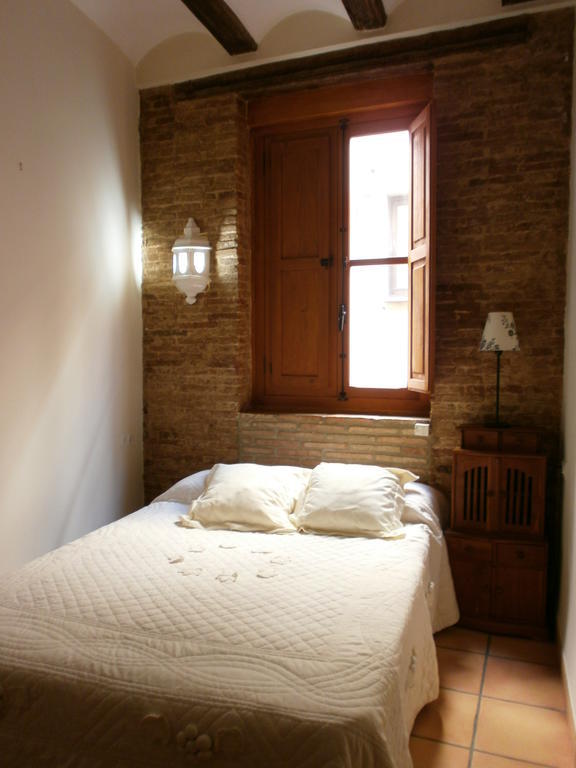 Total Valencia Charming Apartment Bagian luar foto