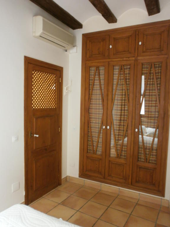 Total Valencia Charming Apartment Bagian luar foto