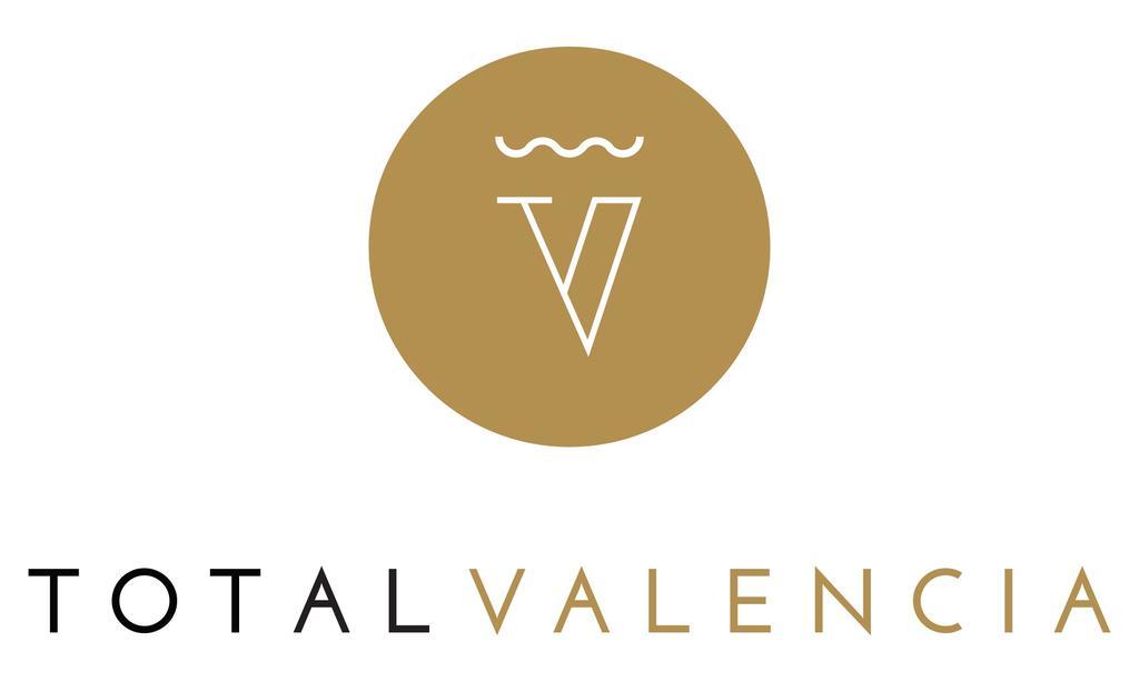 Total Valencia Charming Apartment Bagian luar foto